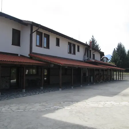 아파트 Edelweiss Park Alexander Services 반스코